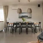 Villa Rhea,