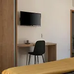 Villa Rhea, *