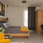 Villa Rhea, *