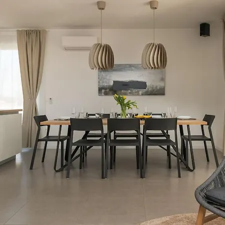 Villa Rhea,