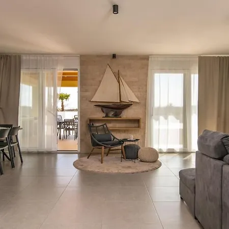 Villa Rhea,
